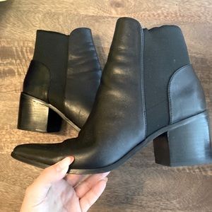 Aldo leather booties size 7.5